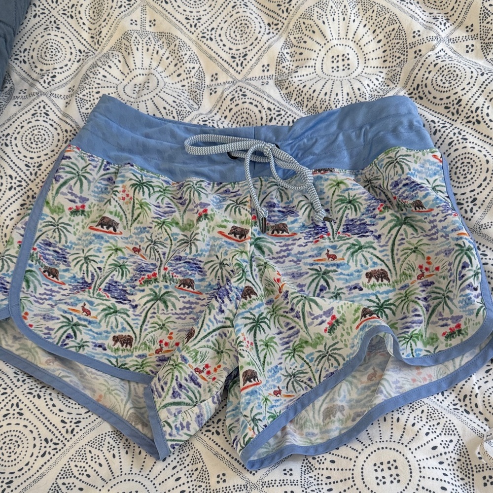 Rabbit Surf and Turf Tropical Print Women's Athletic Shorts